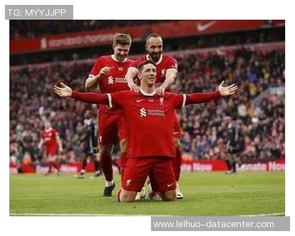 中超激战利物浦险胜那不勒斯红牌事件引发全场热议与十大精彩进球回顾