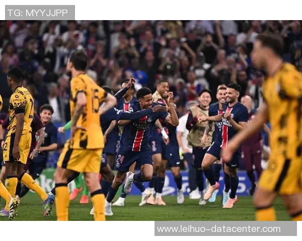 友谊赛精彩回顾切尔西逆转巴黎圣日耳曼帽子戏法引发全场狂欢