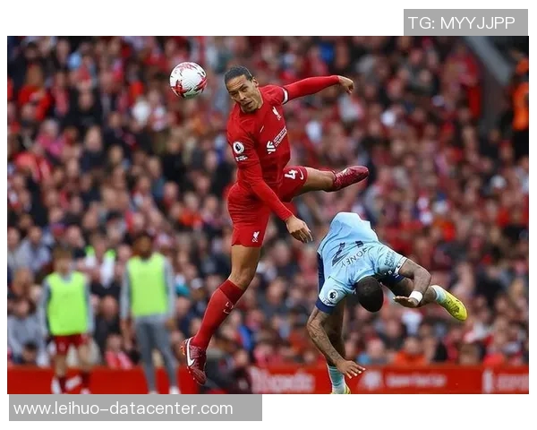 英超激战：拜仁4-0曼城点球大战引发全场狂欢盛况