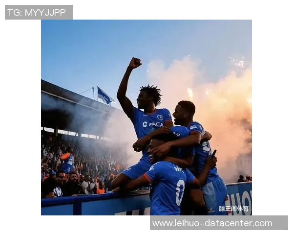 国王杯激战曼城与波尔图鏖战成平局赛后点评引发热议