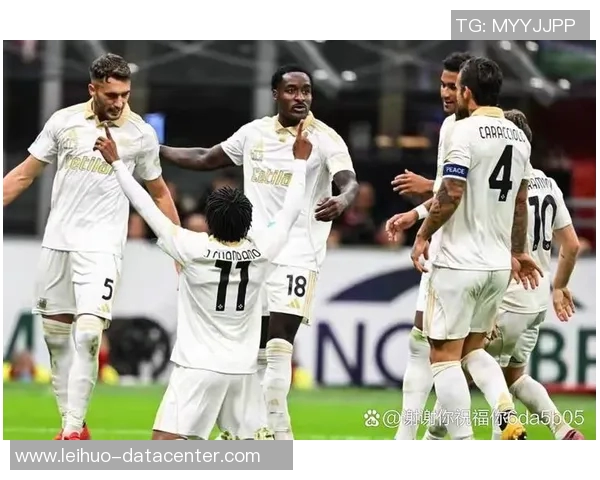 友谊赛精彩对决AC米兰与拜仁战成平局引发全场热烈反响