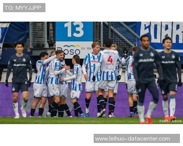 国米在足总杯决赛中大胜曼联5-1补时进球点燃全场激情