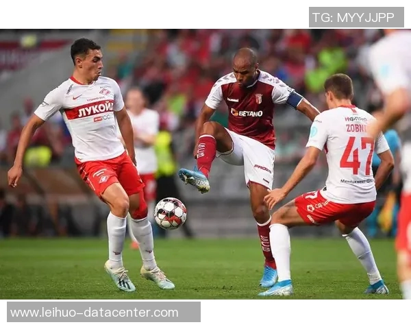 欧联杯精彩对决多特蒙德点球大战险胜本菲卡引发转会热议 欧联杯精彩对决多特蒙德点球大战险胜本菲卡引发转会热议