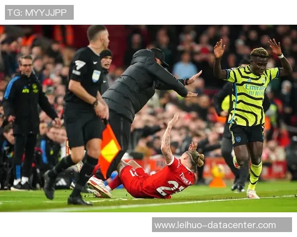 利物浦逆转阿森纳的友谊赛精彩瞬间赛后点评引发热议